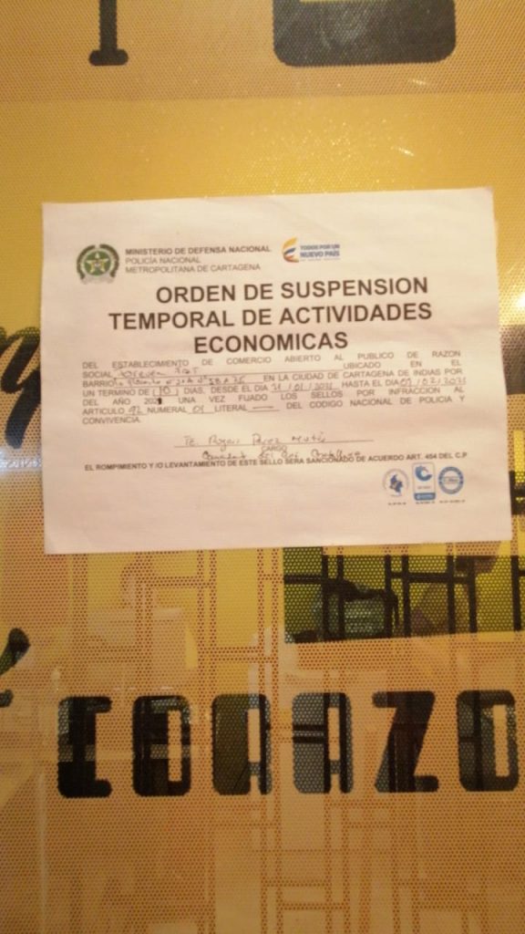 Fiesta clandestina en el barrio Piedra de Bolívar y sellado por 10 días Forever Fat