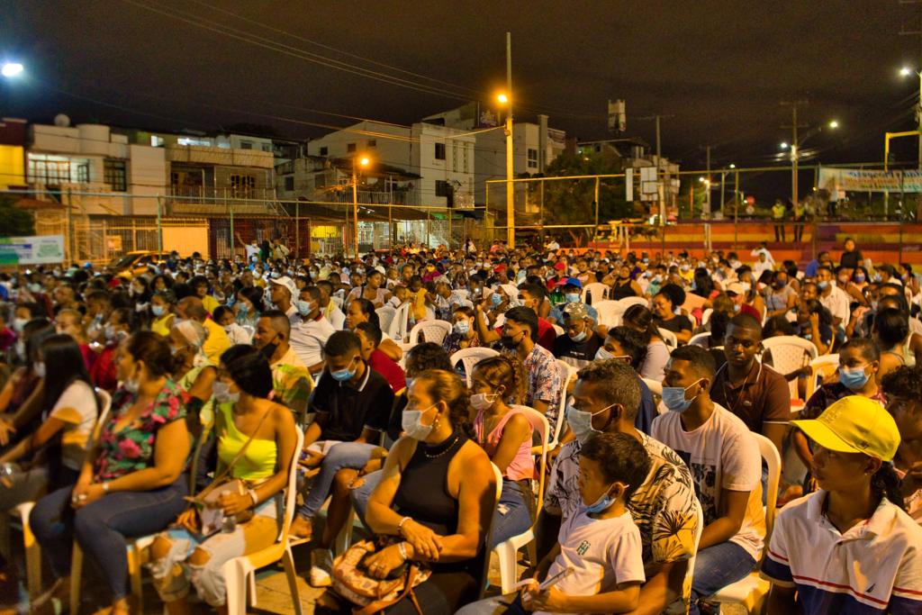 “El fútbol se gana con goles y en la democracia y la política es con votos" Camilo Romero en Cartagena