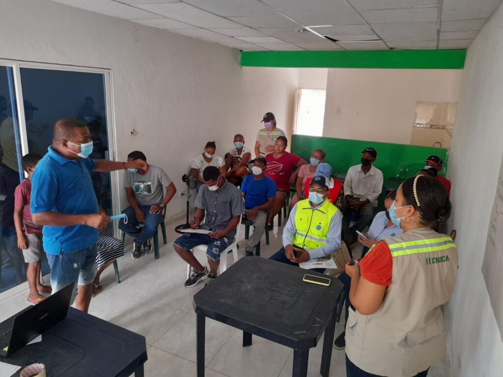 Trabajo gigante de recuperación ambiental de la Ciénaga de la Virgen del EPA y la JAC sector Rafael Nuñez