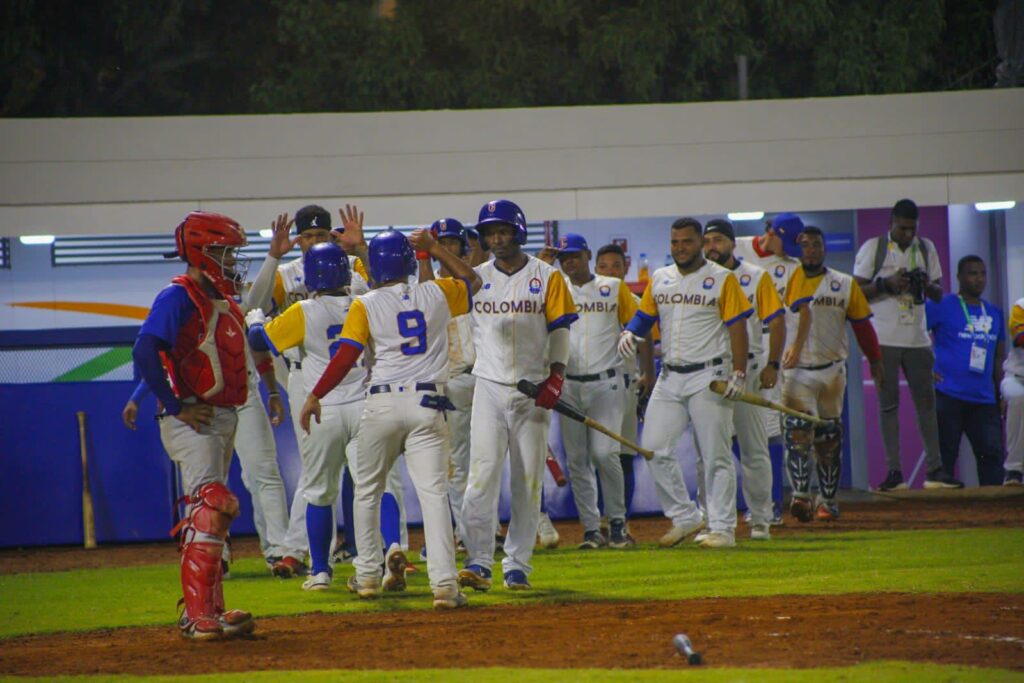República Dominicana se quedó con el triunfo frente a Colombia en Beisbol en los ,