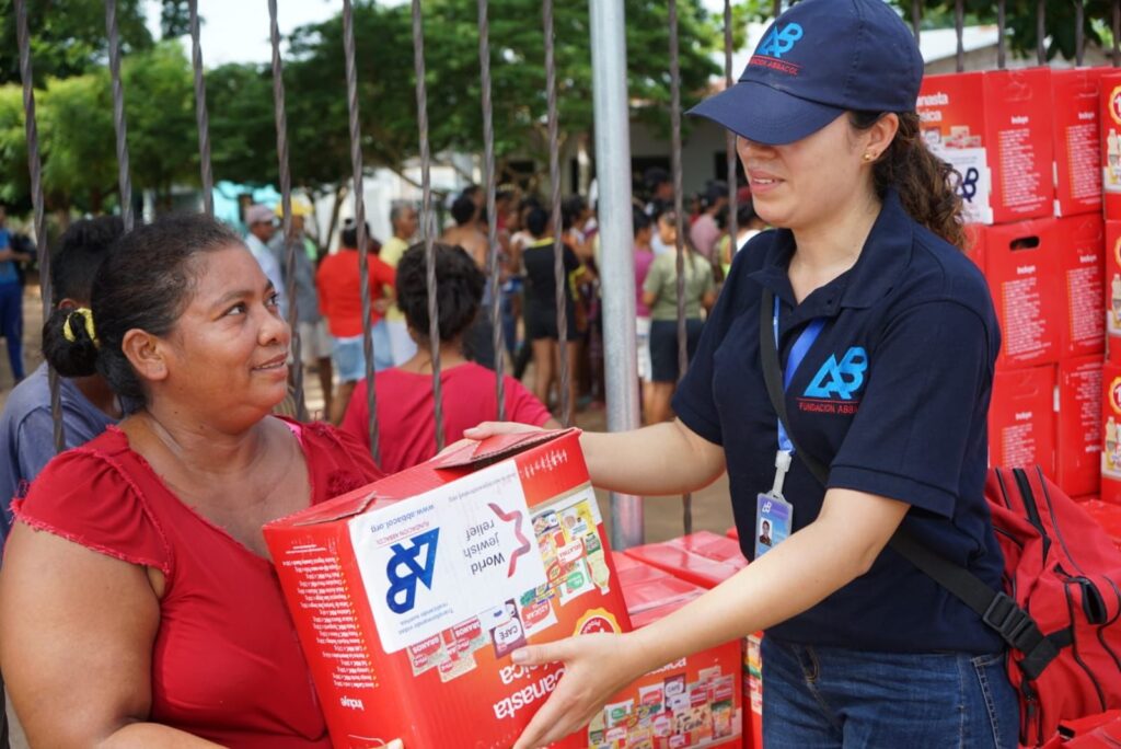 Gobierno de Bolívar realizó entrega de ayudas para municipios afectados por la ola invernal