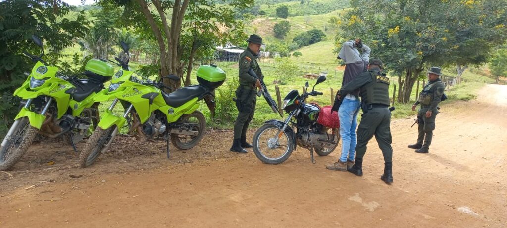Balance operativo durante puente festivo en Bolívar: 23 personas capturadas e incautación de 540 galones de ACPM