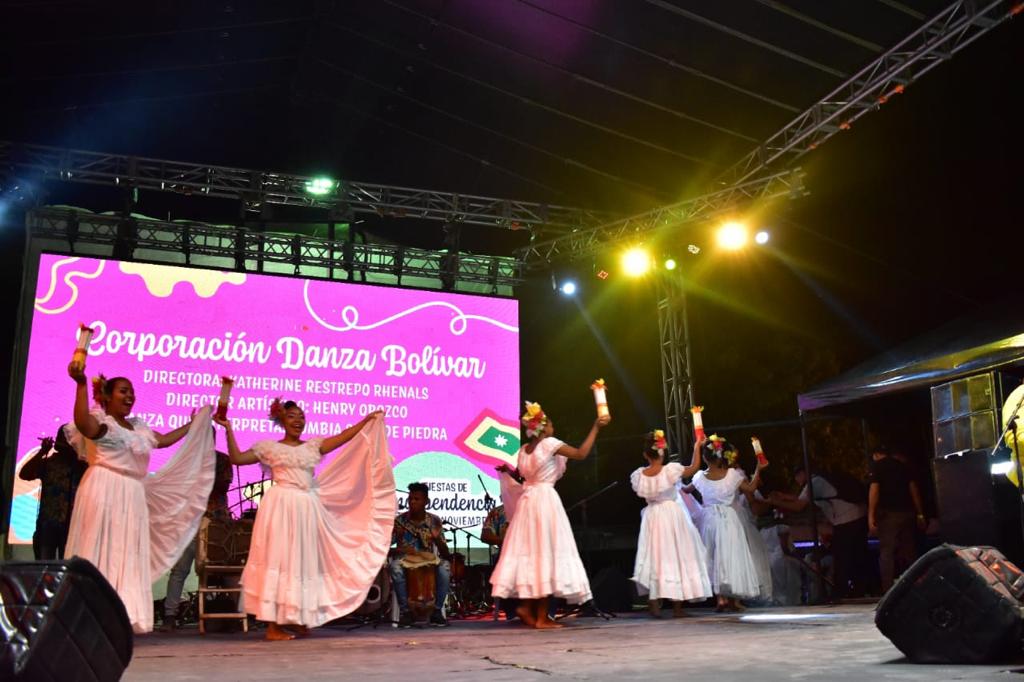 Las fiestas de Independencia se traslada este viernes a las Gaviotas: el bembé es ahí en estadio de sóftbol