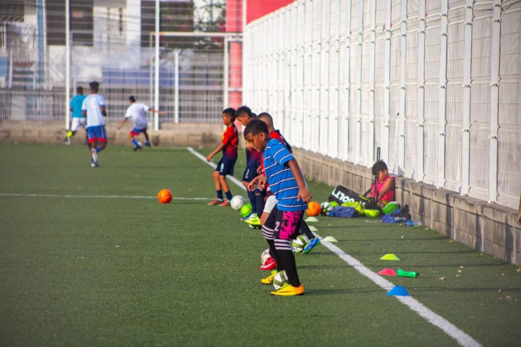 Iderbol se comprometió a trabajar desde este lunes en adecuación de la Cancha alameda la Victoria