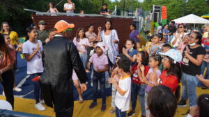 El Parque Espíritu del Manglar de Cartagena brilla con la buena energía de Afinia en esta Navida