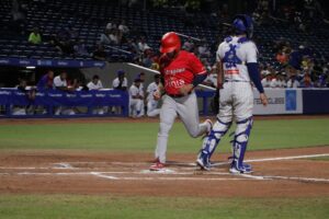 Cartagena vivió con alegría desbordante la primera escena de la final del béisbol