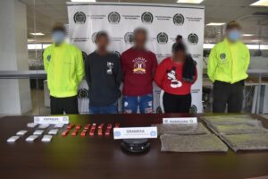 En golpe a bandas de tráfico de estupefacientes en Cartagena, Policia captura a tres presuntos delincuentes