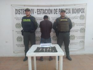 Capturados vendedores de droga en colegios