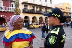 Junto a la vicepresidenta Francia Márquez, la Policía Nacional celebra el día de la Afrocolombianidad