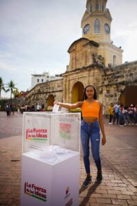 El grupo de jóvenes pide al mandatario garantías y una rectificación púbica