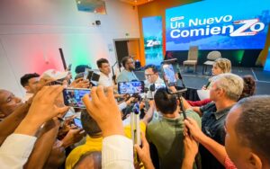 Zaith Adechine anunció oficialmente su aspiración a la Gobernación de Bolívar 