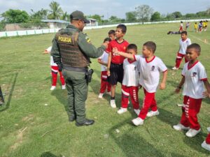 Así fue el día que vivieron más de 300 niños gracias a la Policía de Magangué