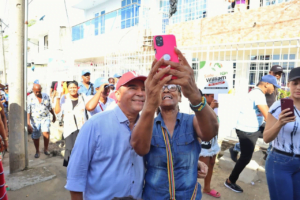 No es solo un saludo, es el "Saludatón" de William Garcia Tirado un compromiso profundo los 420 barrios de Cartagena