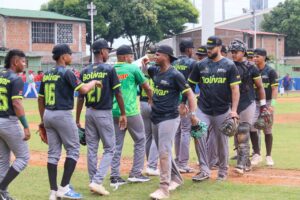 Victorias de Bolívar sobre Sucre y nocaut a Córdoba en softbol, en beisbol ganó a Sucre en el inicio de los XII Juegos Nacionales