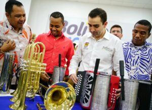 Más de 1.500 instrumentos musicales llegan a 45 municipios a través de la Gobernación de Bolívar