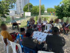 20 Jóvenes de los barrios Luis Carlos Galán, Vista Hermosa y San Pedro Mártir, entregaron las armas y firmaron pacto de no agresión