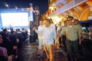 General William Salamanca recorrió el Centro Histórico con el Alcalde Turbay Paz y conoció de primera mano las estrategias del plan Titán 24