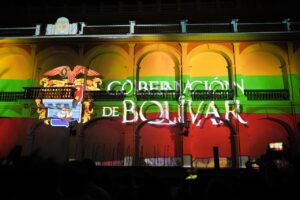 Música sacra y un Mapping coro y teatro religioso se tomaron la Plaza de la Proclamación de Cartagena 