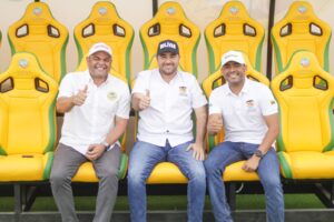 Sillería para jugadores y árbitros el Jaime Morón