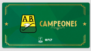 Santa Fe, dirigido por el técnico uruguayo Pablo Peirano, abrió el marcador e igualó la serie en el minuto 10 por intermedio del experimentado delantero Hugo Rodallega quien recibió un balón en el área sin marca y con pierna izquierda la empujó a ras del césped para vencer al arquero de Bucaramanga, Aldair Quintana. Con el marcador a su favor, Santa Fe mantuvo la presión ofensiva, mientras que Bucaramanga se defendió e intentó sorprender jugando al contragolpe aprovechando la velocidad y la potencia de sus delanteros.