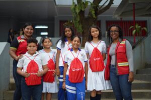 En el Día Mundial del Reciclaje Veolia más activo ambientalmente con "Reciclatón y Sembratón" en diferentes Instituciones Educativas en Cartagena.