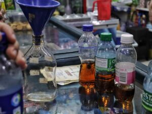 Gobernación de Bolívar acabó con distribuidora ilegal y clandestina de licores en Getsemaní siguiera funcionando 