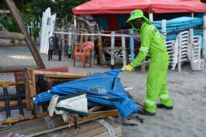 Pacaribe impulsa limpieza en playas, ofreciendo ciudad agradable y sostenible.