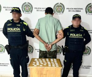 Policía captura ocho jíbaros y decomisa drogas en barrios de Cartagena