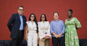 Líderes comunitarios fortalecen confianza ciudadana y promueven servicios públicos responsables