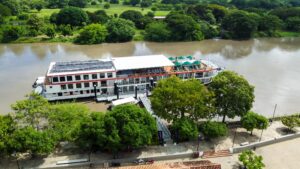 Crucero AmaMagdalena celebra un año navegando el Magdalena, orgullo turístico y cultural bolivarense.
