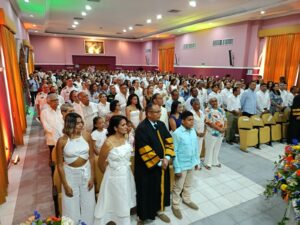 Ceremonia protocolaria reunió autoridades, comunidad universitaria y medios de comunicación