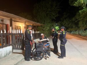 Policías de Arroyohondo entregan ayuda solidaria que transforma la vida de un ciudadano.