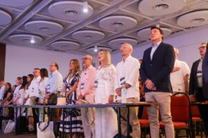 Sector servicios públicos reafirmó compromiso con inversión, cobertura y sostenibilidad.