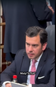 El madrazo de Lara antes de su salida de que reavivó fuertes cuestionamientos políticos.