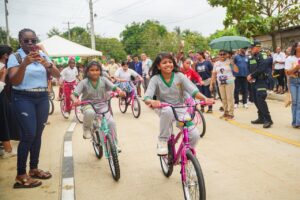 Mahates celebra progreso, inversión, turismo y desarrollo para todos.
