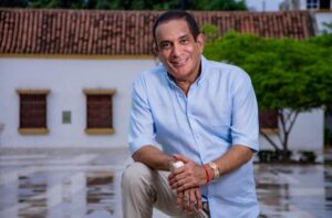 Rafael Manjarrés perdió un noviazgo por culpa de aquellos versos.
