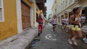 Operativo de Veolia mantuvo limpios los recorridos deportivos y culturales.